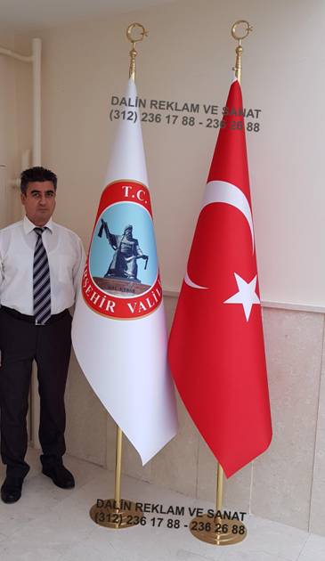 TELALI MAKAM BAYRA�I VE FLAMASI KIR�EH�R VAL�L���