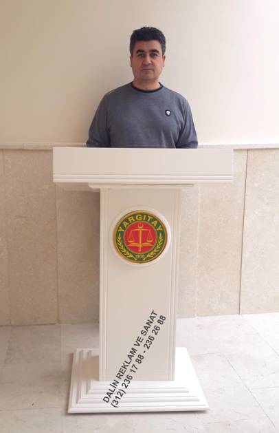 KONU�MA K�RS�S� YARGITAY BA�KANLI�I KLAS�K MODEL KREM LAKE RENK