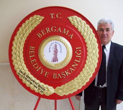 BERGAMA BELEDİYESİ KABARTMA ÇELENK BERGAMA