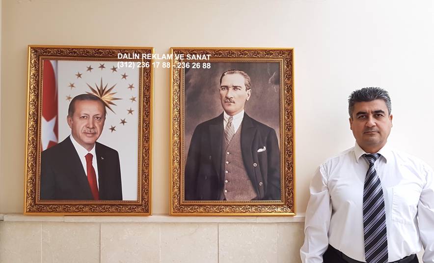 MAKAM ODASI ATATÜRK VE RECEP TAYYİP ERDOĞAN RESMİ TABLOSU ÇERÇEVE MODELİ DC 7641-1